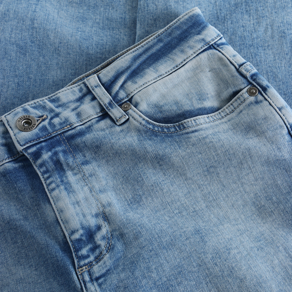 2616 Straight Wide Fit Jeans | Used Light Denim
